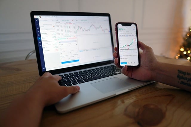 MT4 Web is created to suit all types of traders