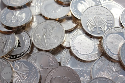 The Causes of the Short-Term Volatility of Silver